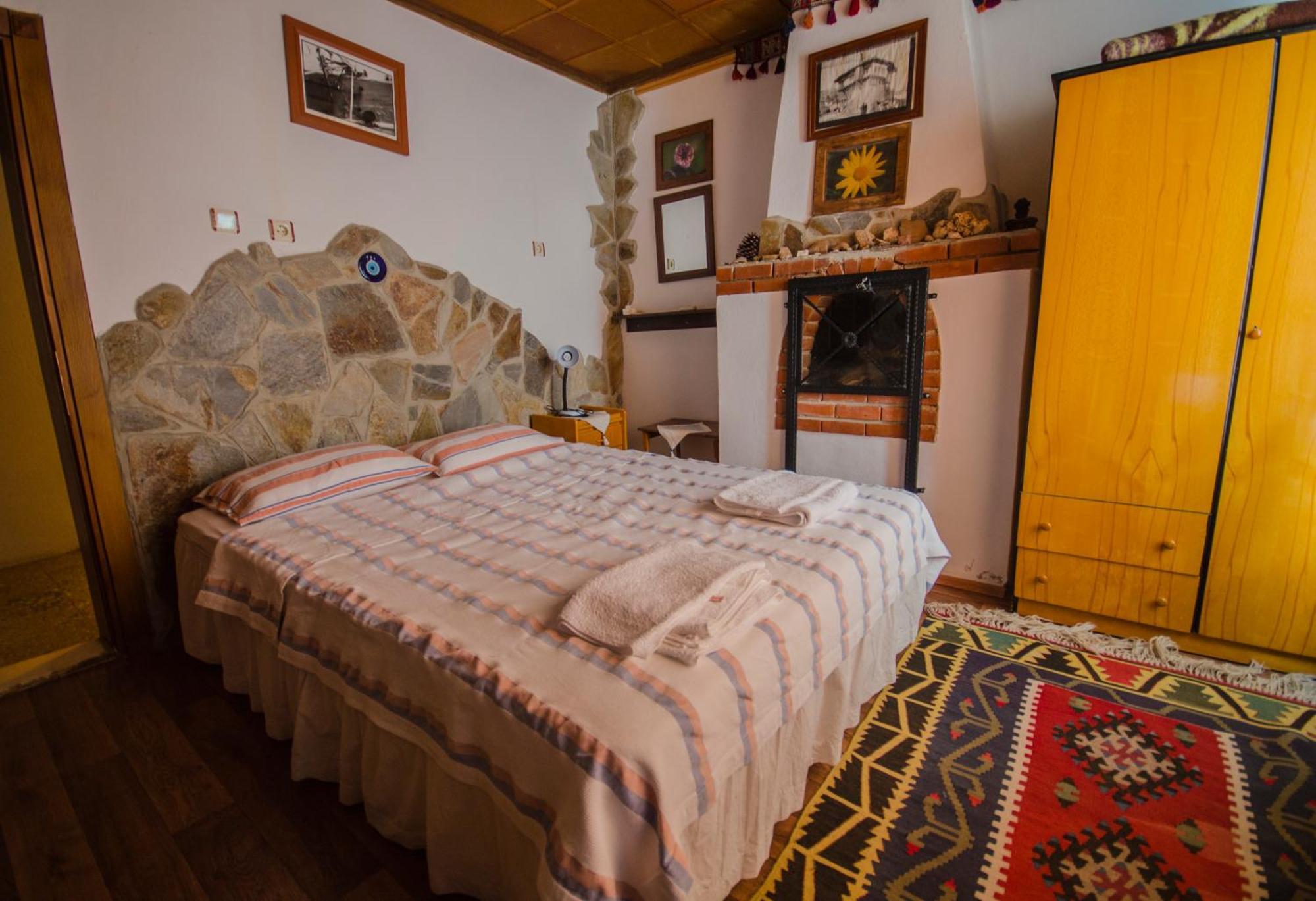 Agora Homestay *